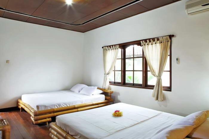 Yuli Bungalows Kuta  Luaran gambar