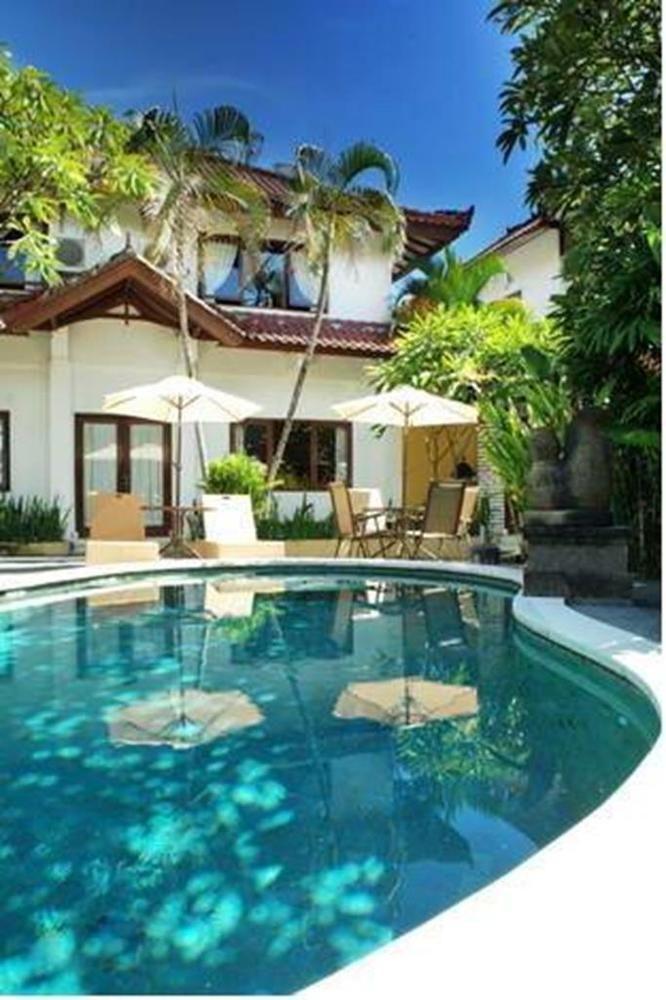 Yuli Bungalows Kuta  Luaran gambar