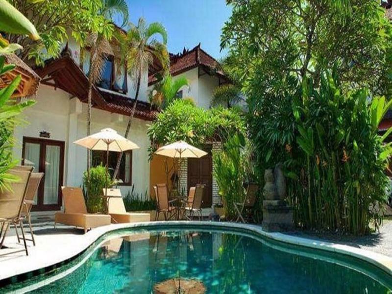 Yuli Bungalows Kuta  Luaran gambar